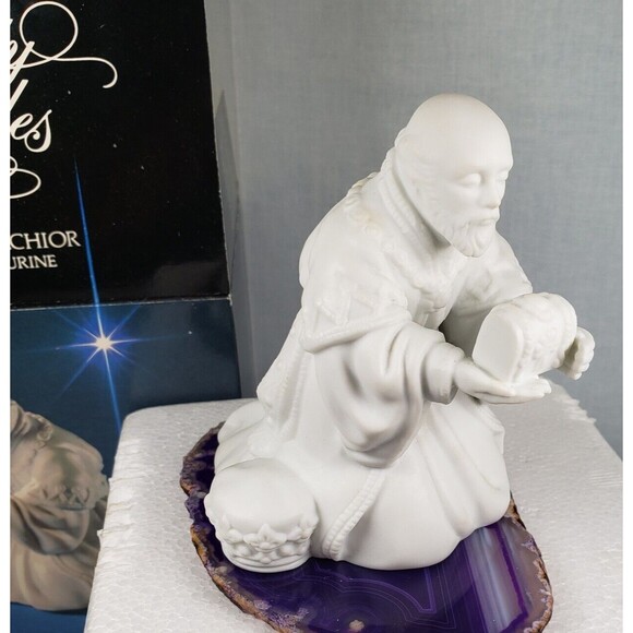 Vintage 1982 Avon Nativity Collectibles The Magi Melchior Porcleain Figurine - Picture 15 of 16